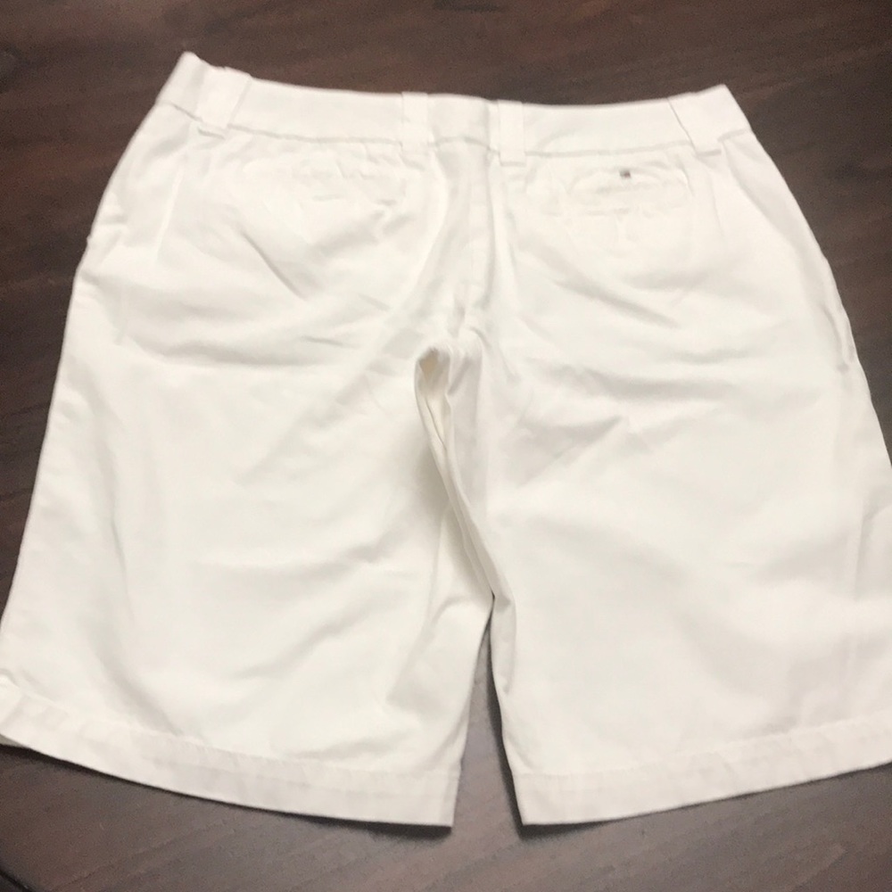 Tommy Hilfiger Sz 12 White Chinos Bermuda slant - Picture 2 of 5